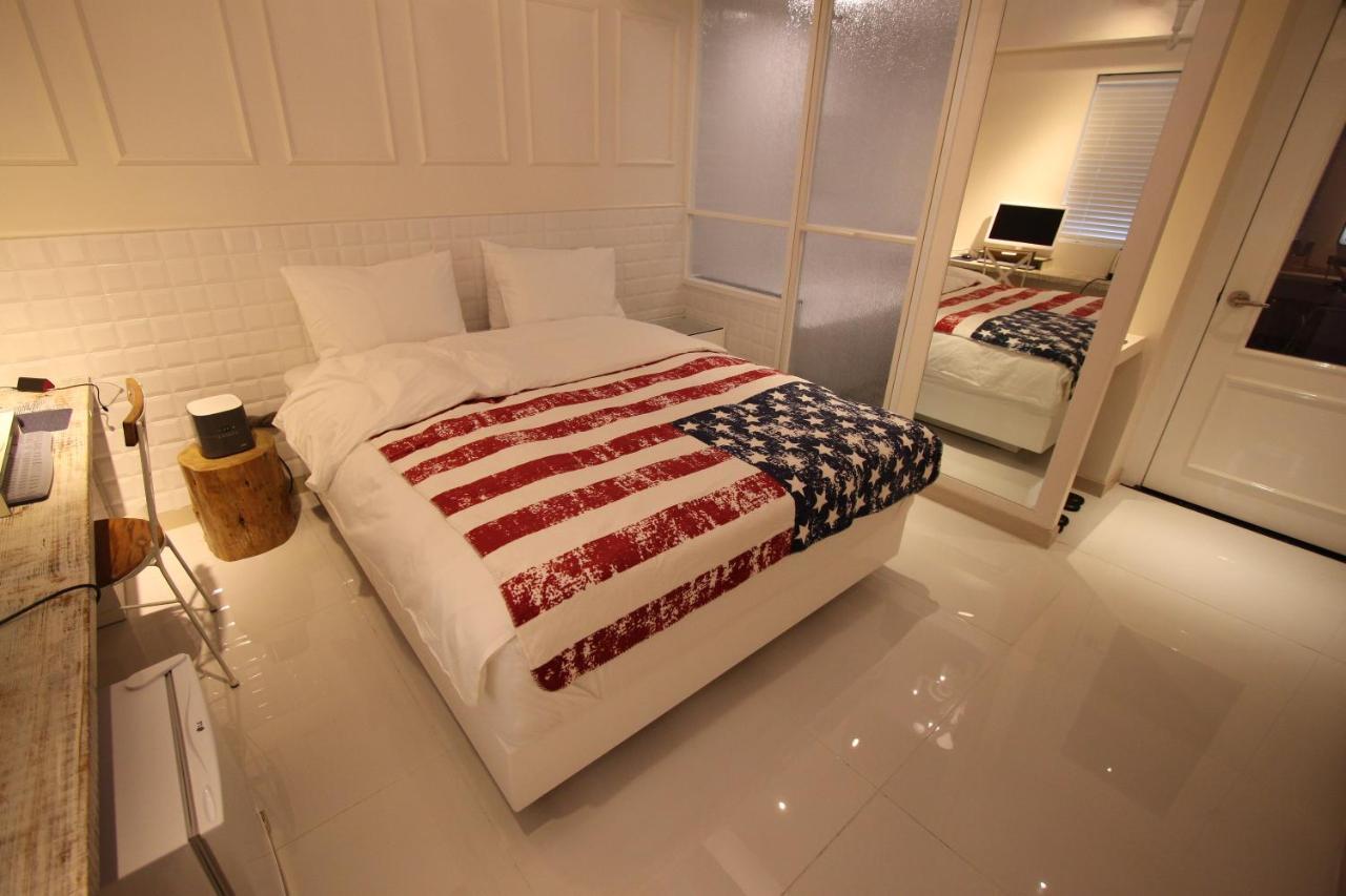 The First Snow Hotel Daegu Buitenkant foto